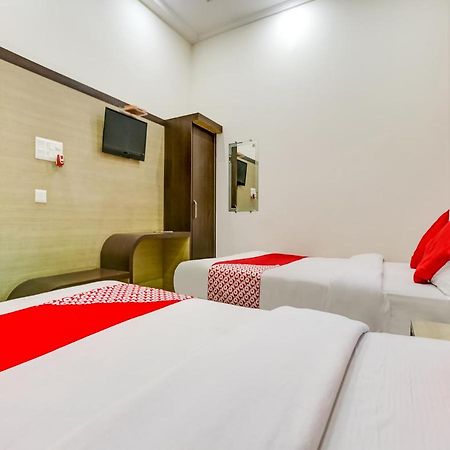 Oyo 75850 Vishwanath Guest House Varanasi Exterior foto