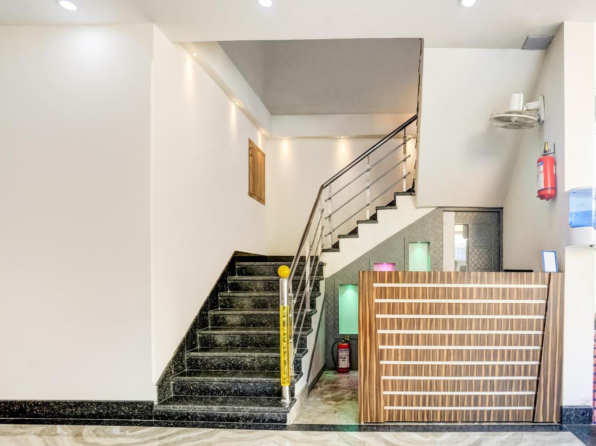Oyo 75850 Vishwanath Guest House Varanasi Exterior foto